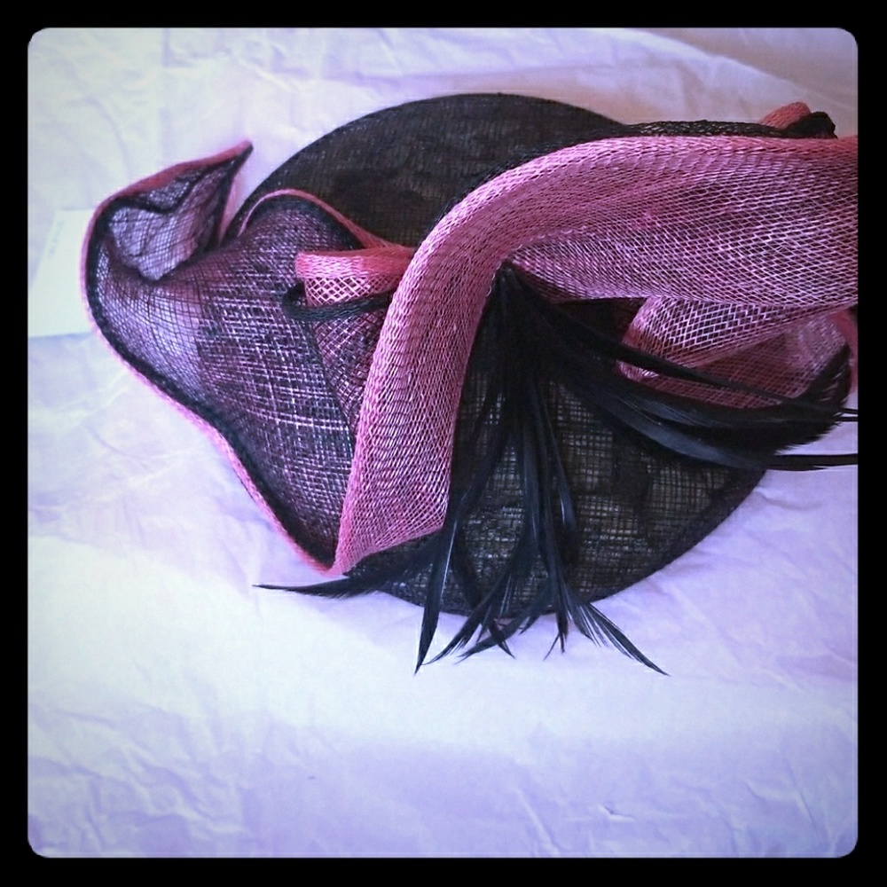 Pink & Black fascinator
